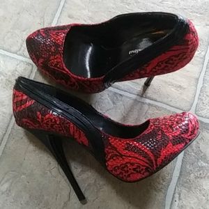 Women's Size 7 Michael Antonio Heels